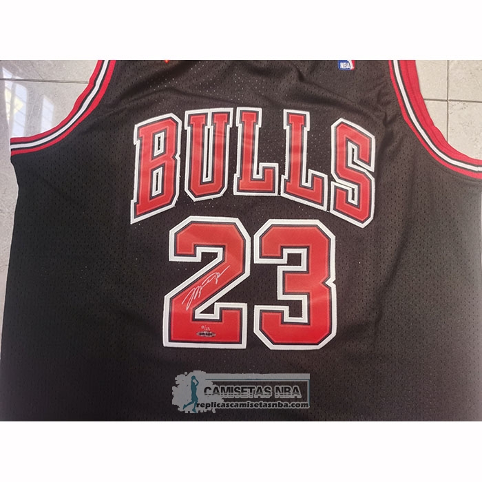 Camiseta Chicago Bulls Michael Jordan NO 23 Reload Mitchell & Ness 1997-98 Negro